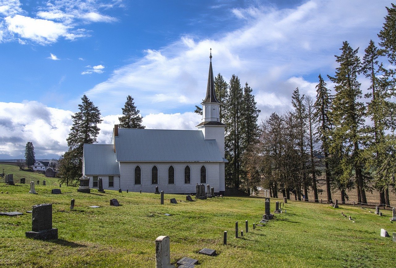 Eco-Friendly Burials: Reducing Death's Environmental Impact